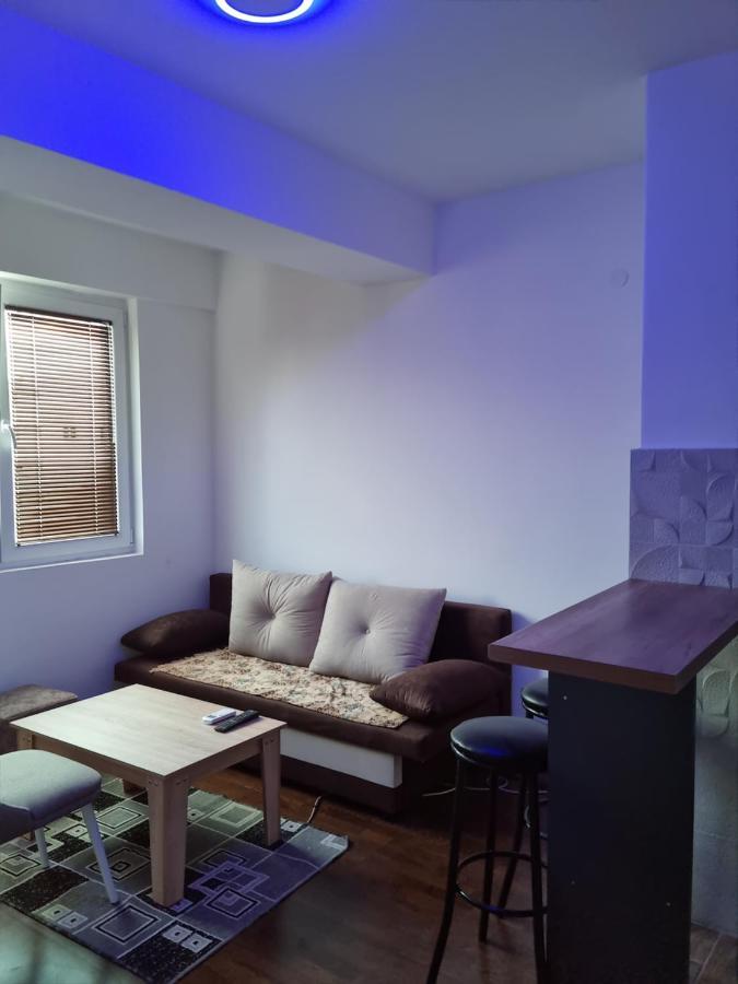 Lester Apartments Скопье Экстерьер фото